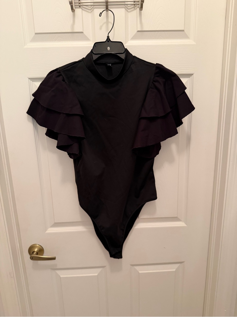 SHEIN Black Ruffle Sleeve One-Piece Bodysuit